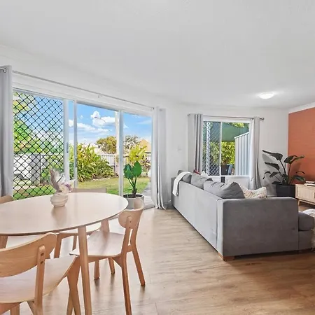 Pet & Family Friendly Central Maroochydore Exterior photo