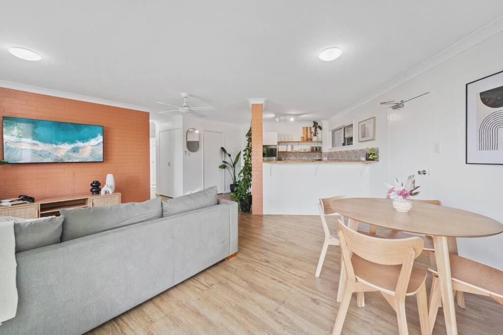 Pet & Family Friendly Apartment